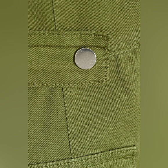 Good American Oversized Army Green Jumpsuit | Size 0 (XS-S) - Picture 6 of 16